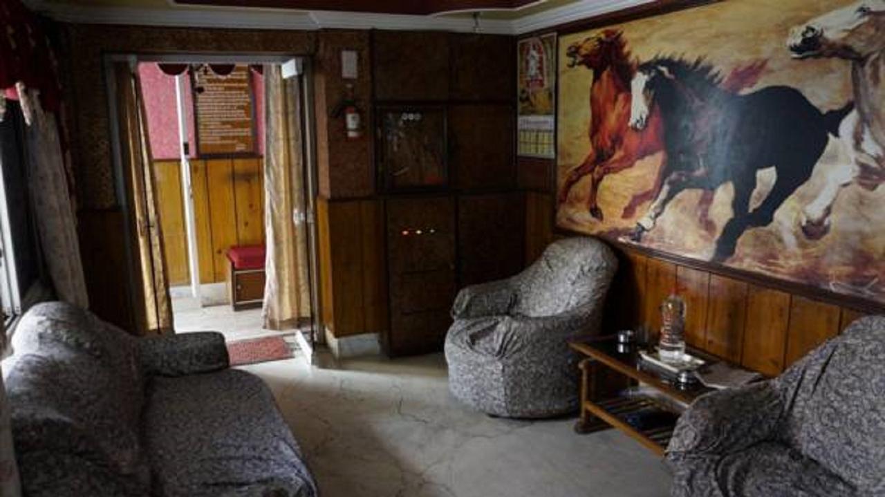 Hotel Arnab *